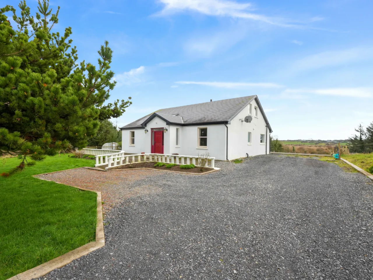 Photo of Hill House, Agloragh, Ballyhaunis, Co Mayo, F35YF74