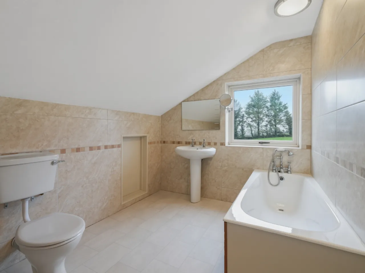 Photo of Hill House, Agloragh, Ballyhaunis, Co Mayo, F35YF74