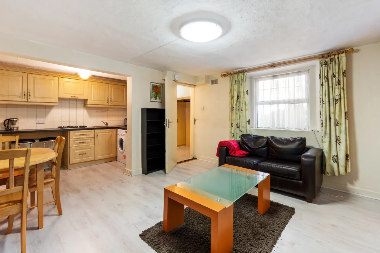 Photo of 68 North Circular Road, North Circular Road, Dublin 7, D07 Y172