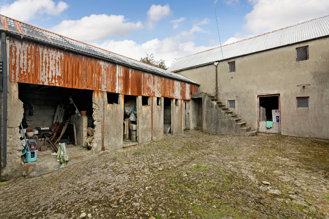 Photo of McGettricks, O'Connell Street, Ballymote, Co. Sligo, F56TX29