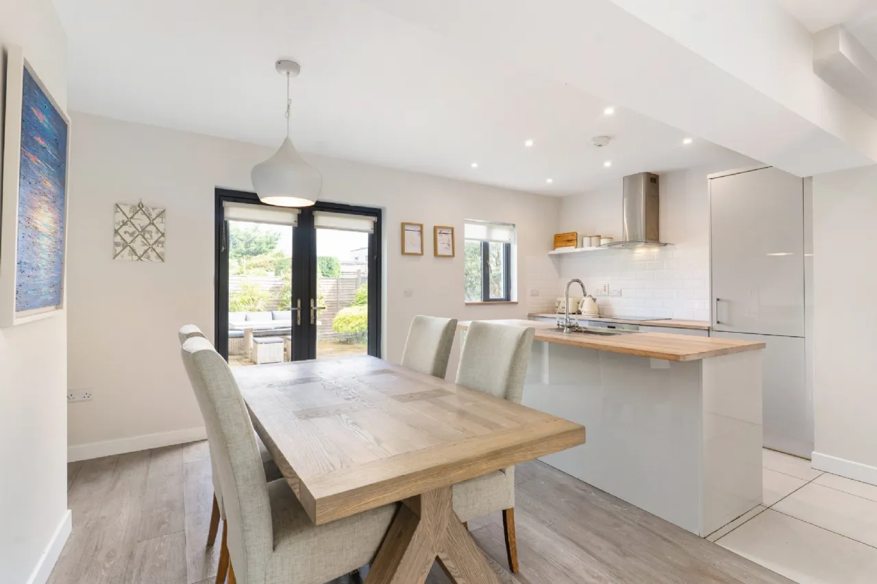 Photo of 68 Derrynane Gardens, Sandymount, Dublin 4, D04 PD72