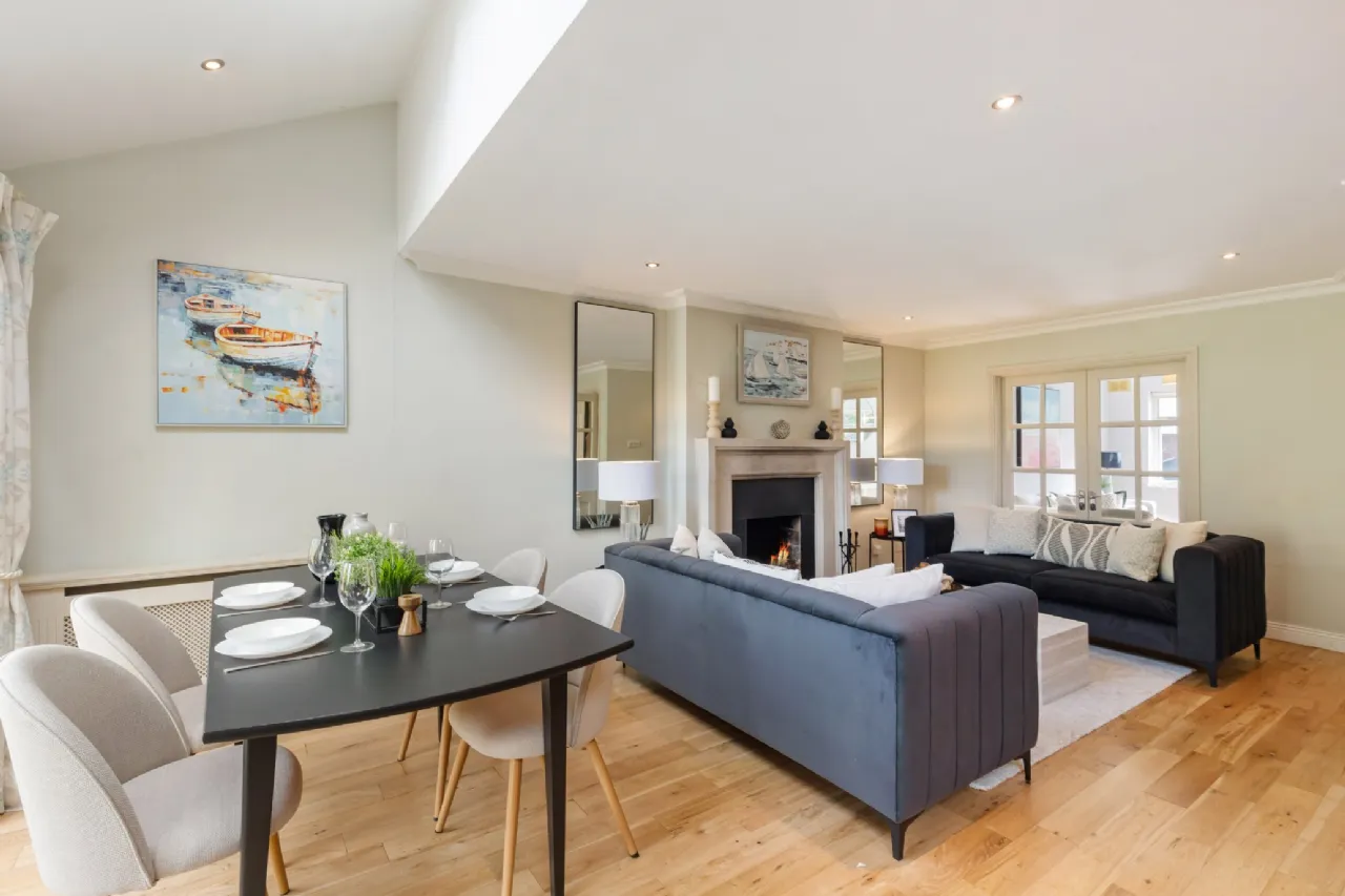 Photo of 71 Hampton Park, St Helen's Wood, Booterstown, Blackrock, A94 Y470