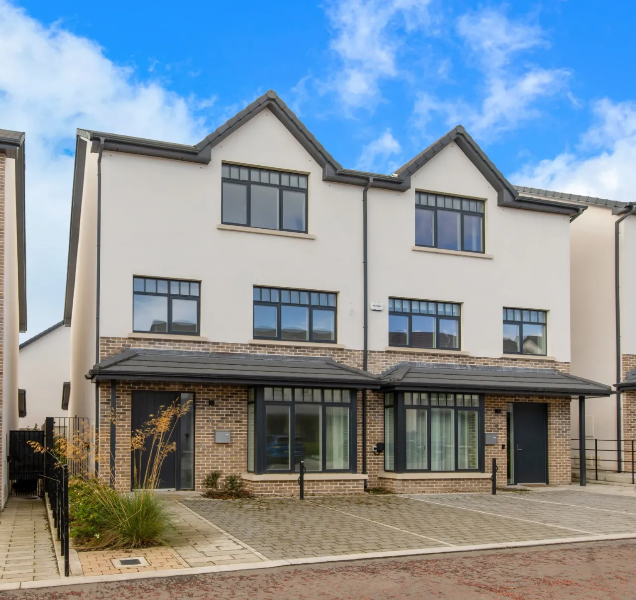 Photo of 4 Woodward Copse, Glencairn Gate, Leopardstown, Dublin 18, D18 H2PP