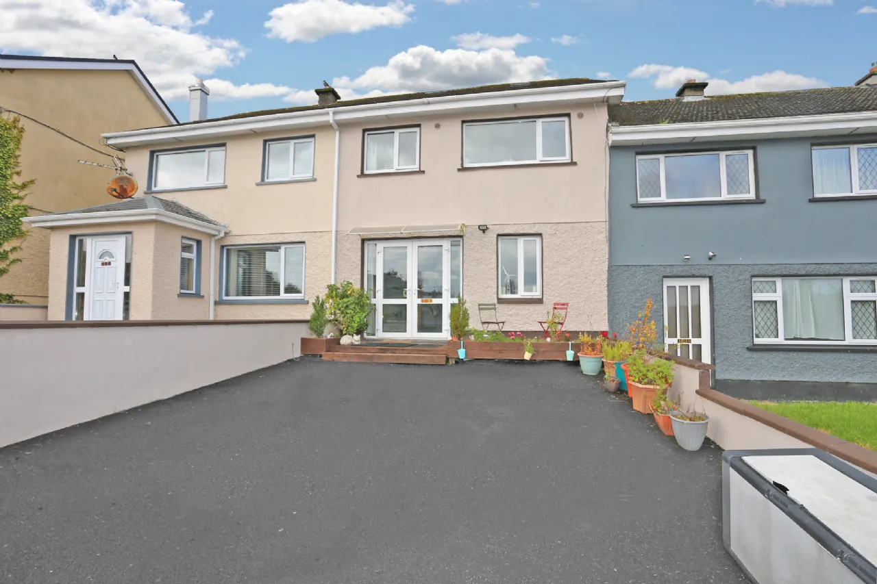 Photo of 123 Finian Park, Shannon, Co. Clare, V14TN83