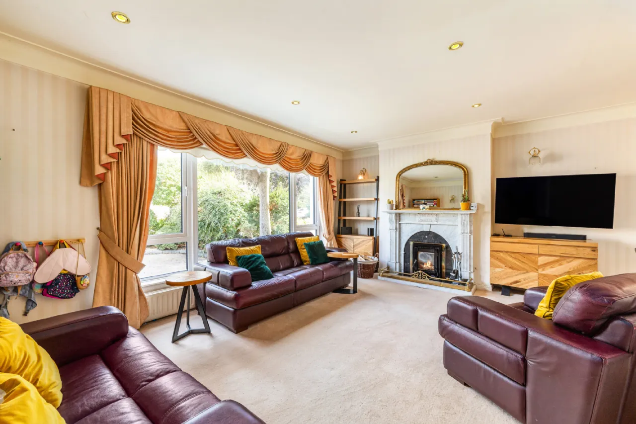 Photo of 8 St Fintans Crescent, Sutton, Dublin 13, D13 R2X7