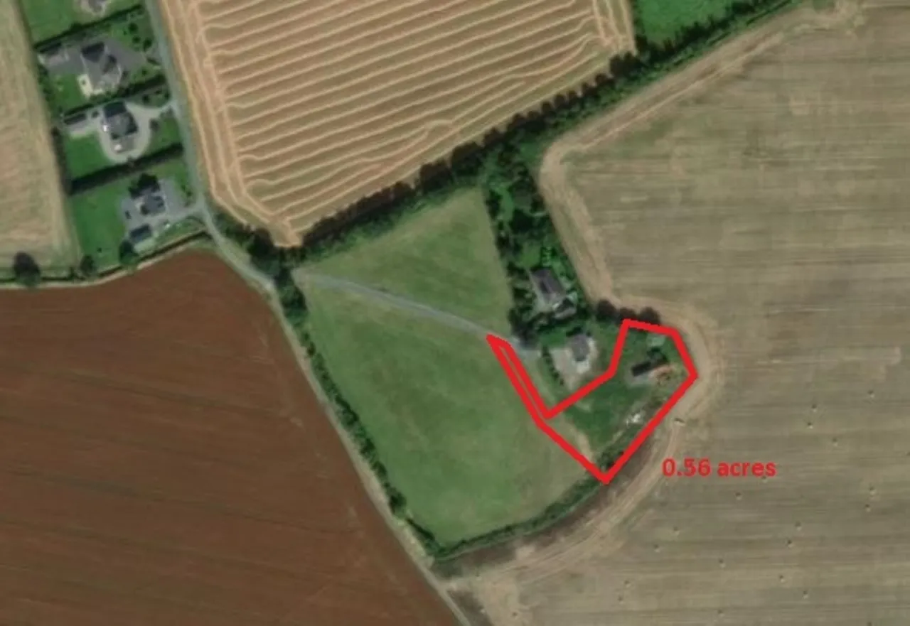 Photo of Derelict Cottage At, Garryhundon, Ballybar, Carlow