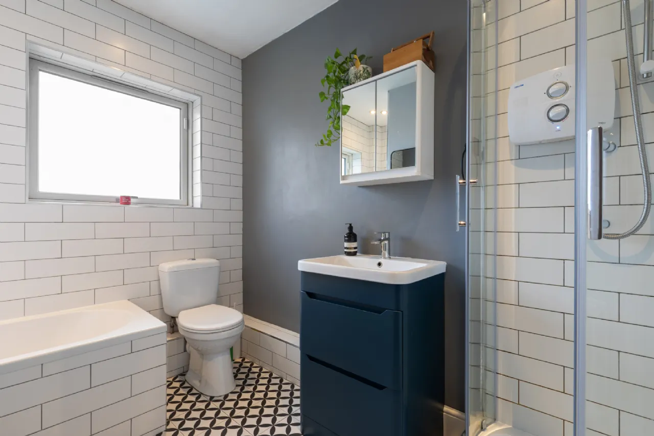 Photo of 1 Kill Avenue, Honey Park, Dun Laoghaire, Co Dublin, A96 TH50