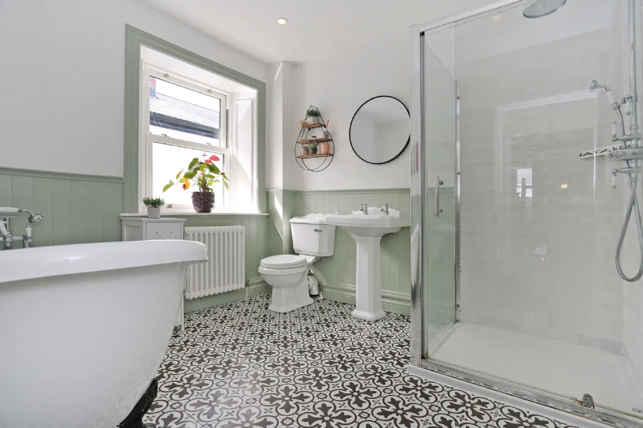 Photo of 8 Ballinacurra Terrace, Ballinacurra Road, Limerick, V94 F6KN