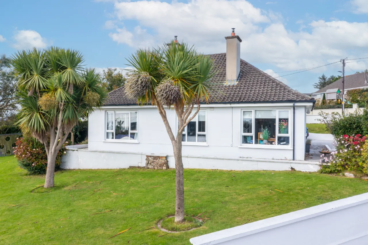 Photo of Youghal Lodge, Ballyclamasy, Youghal, Co. Cork., P36H421