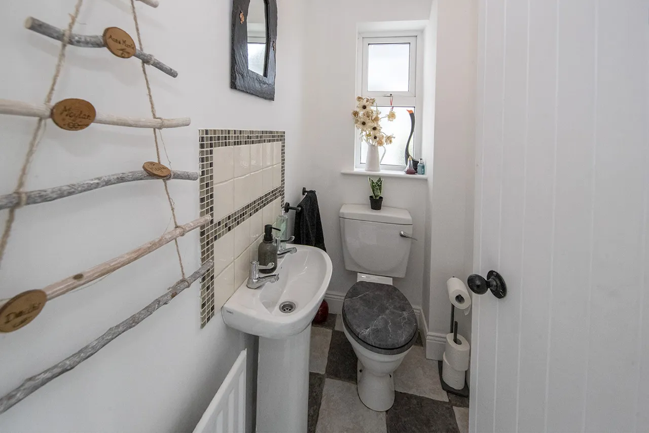 Photo of 2 Landsend, Abbeyside, Dungarvan, Co Waterford, X35H603