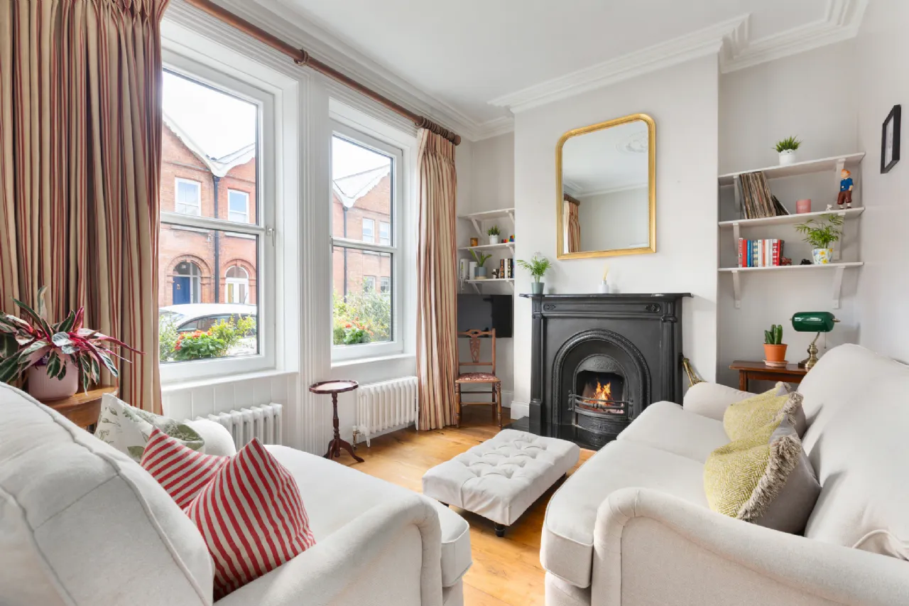 Photo of 30 Victoria Avenue, Donnybrook, Dublin 4, D04 X4K0