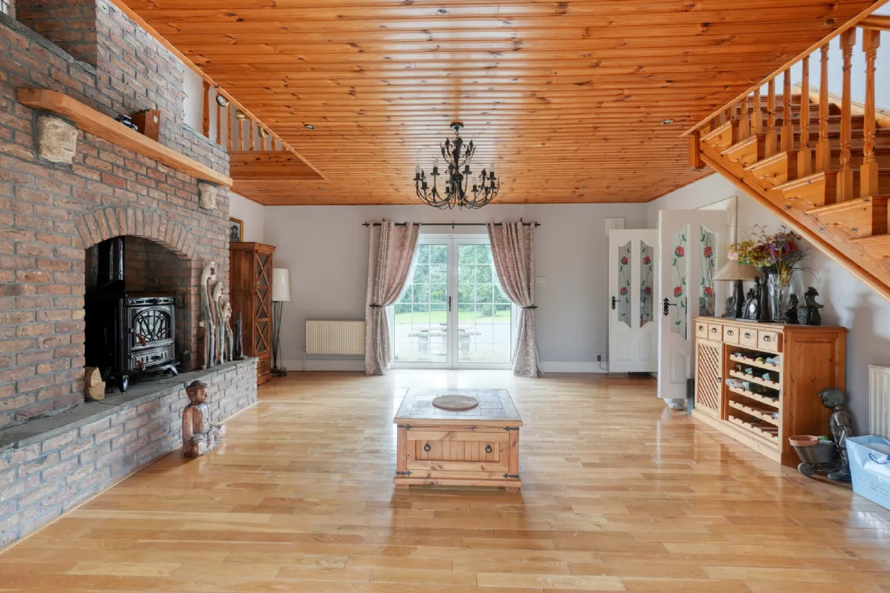 Photo of Larkins Cross, Ridge Road, Portlaoise,, Co. Laois, R32 DCF4