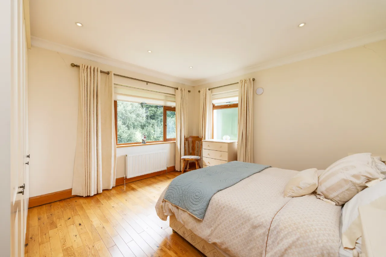 Photo of 10 Woodside, Mount Prospect, Clontarf, Dublin 3, D03 WV40