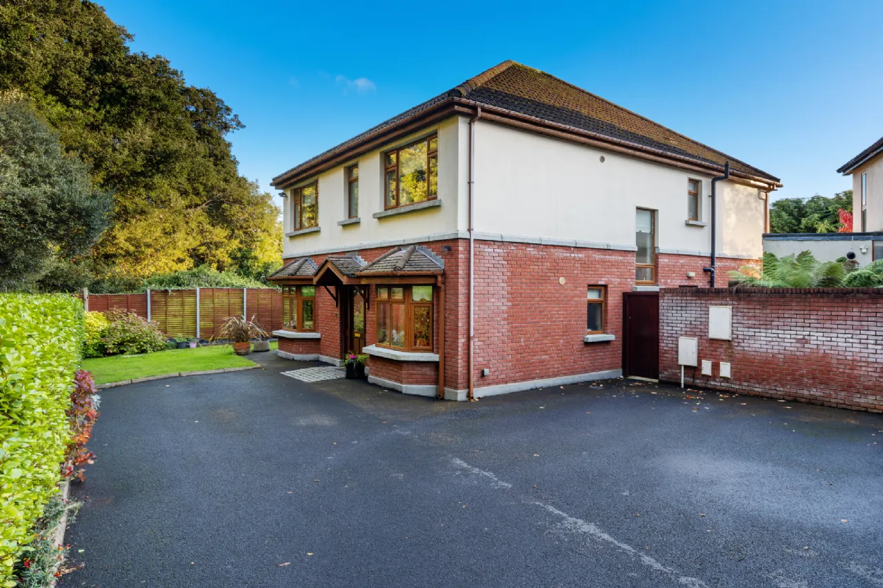 Photo of 10 Woodside, Mount Prospect, Clontarf, Dublin 3, D03 WV40