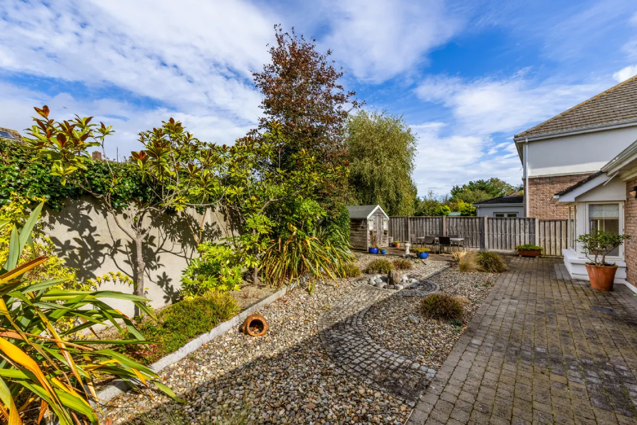 Photo of 17 Berehaven Place, Howth Road, Raheny, Dublin 5, D05 X062