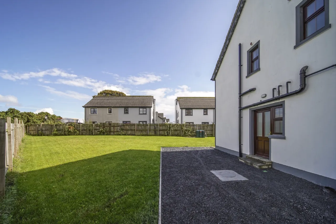 Photo of 14 Radharc an Chuain, Ramelton, Co. Donegal