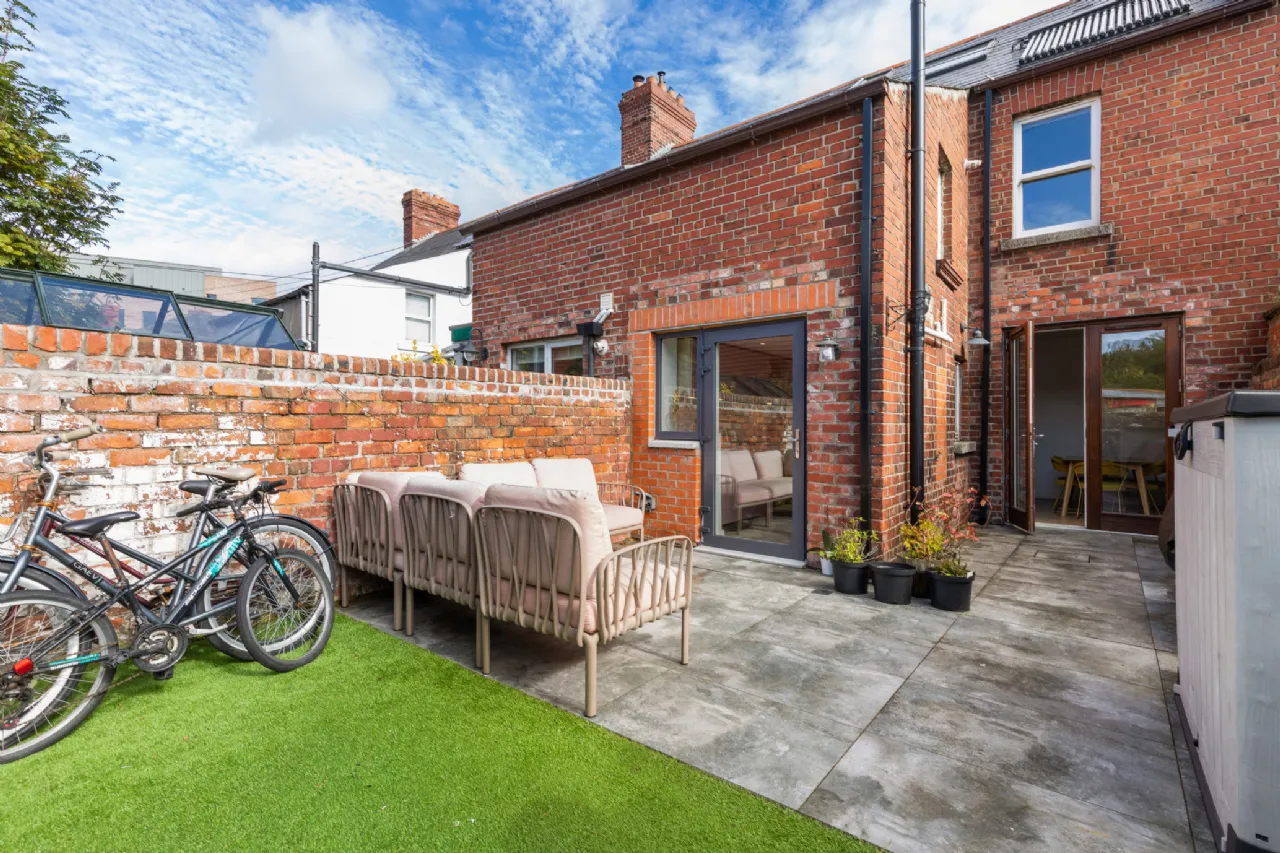 Photo of 8 Tritonville Avenue, Sandymount, Dublin 4, D04 H597