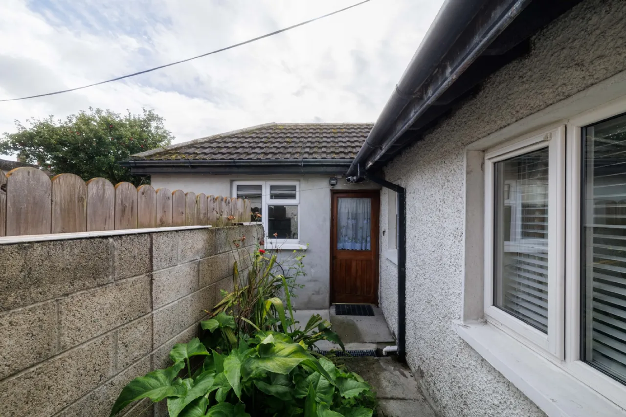 Photo of 6 The Bungalows, Pearse Park, Dundalk, Co. Louth, A91 T6Y0