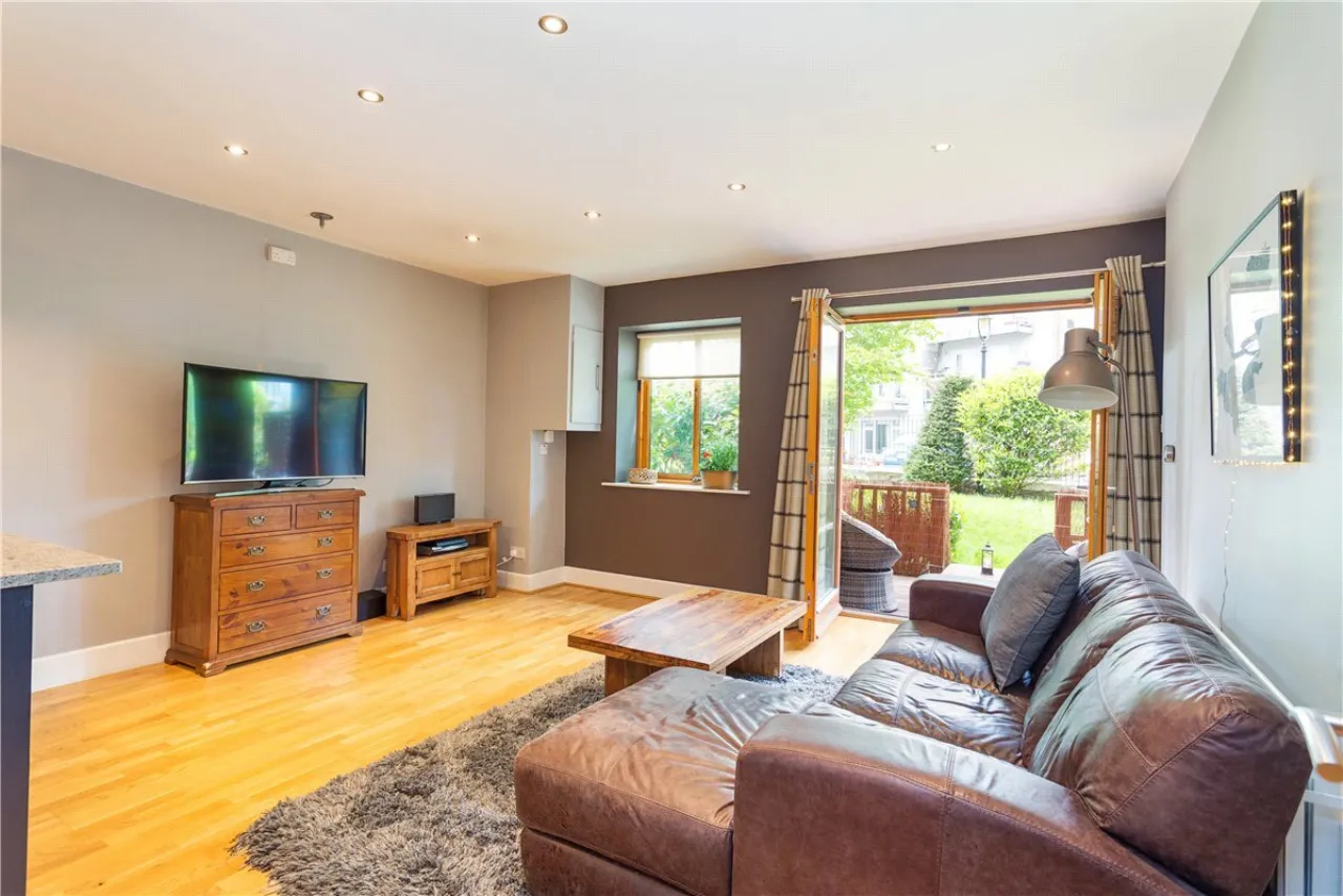 Photo of 18 Rathmines Wood, Ardee Road, Rathmines, Dublin 6, D06 RX25