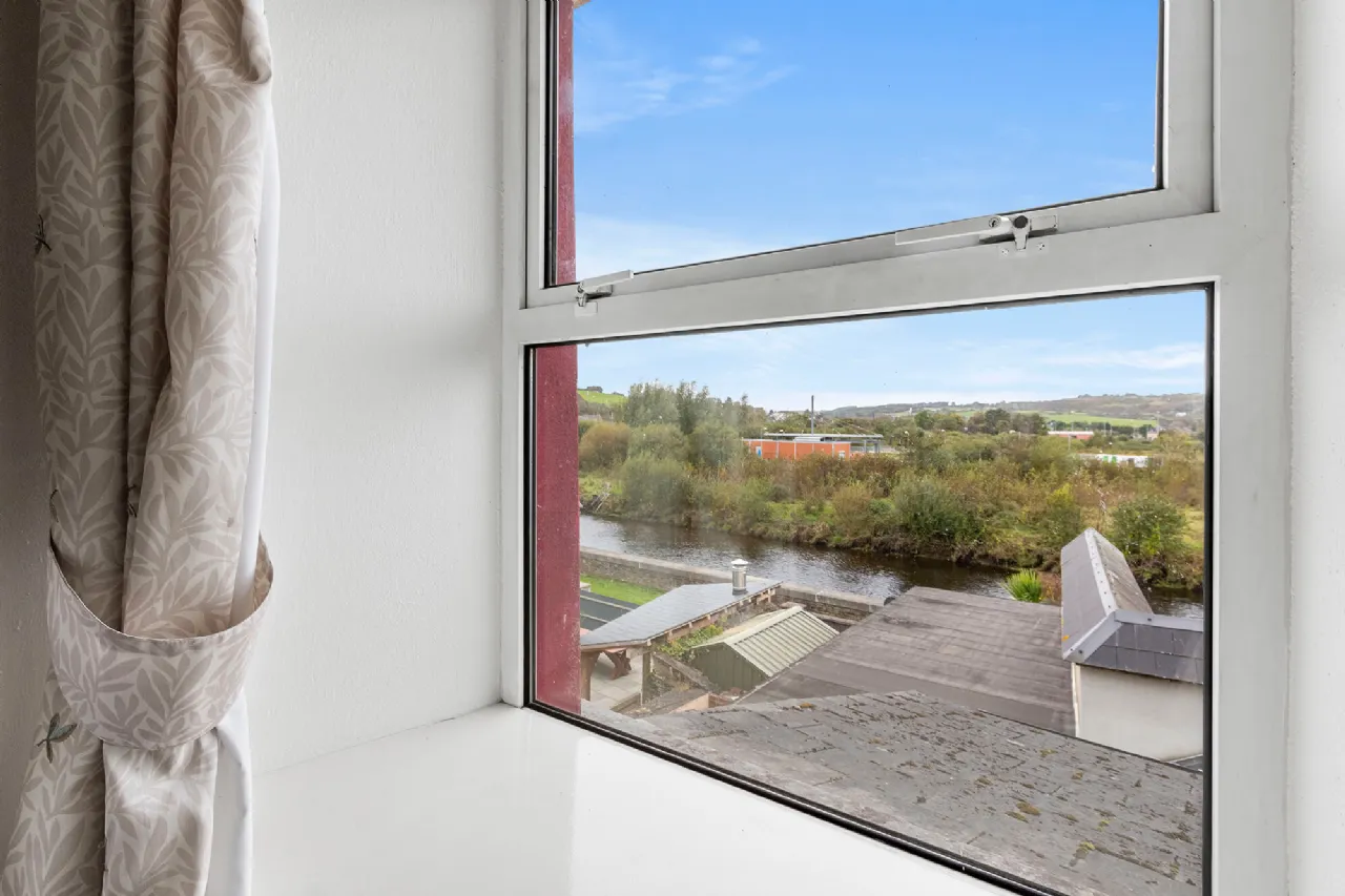 Photo of Ilenroy House, 10 North Street, Skibbereen, Co Cork, P81 DH60