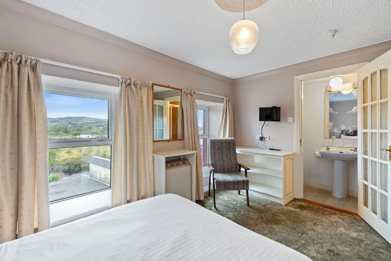 Photo of Ilenroy House, 10 North Street, Skibbereen, Co Cork, P81 DH60