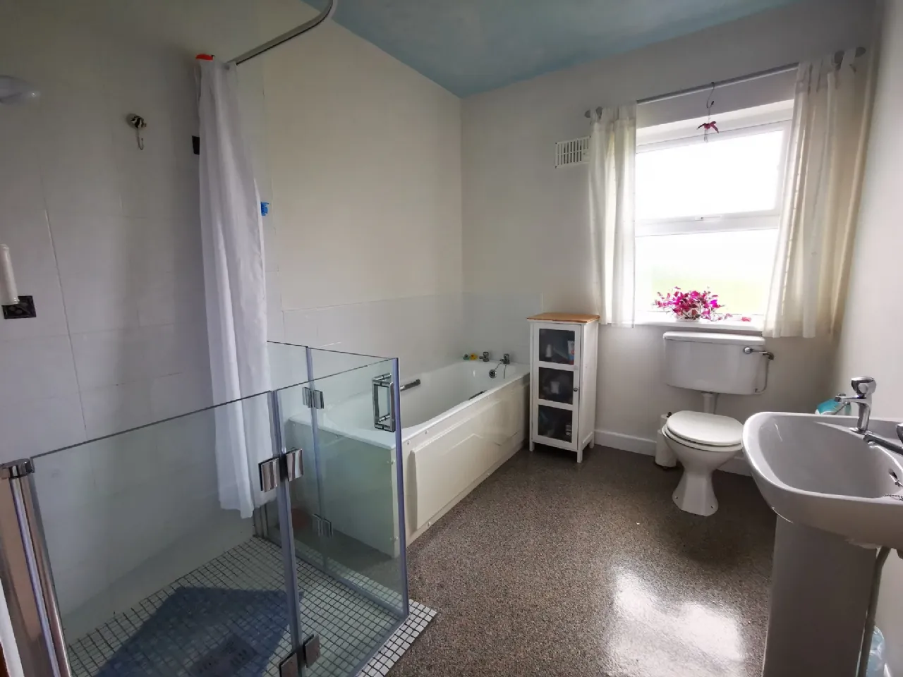 Photo of Carrownahaltore, Ballyglass, Claremorris, Co Mayo, F12K0F3