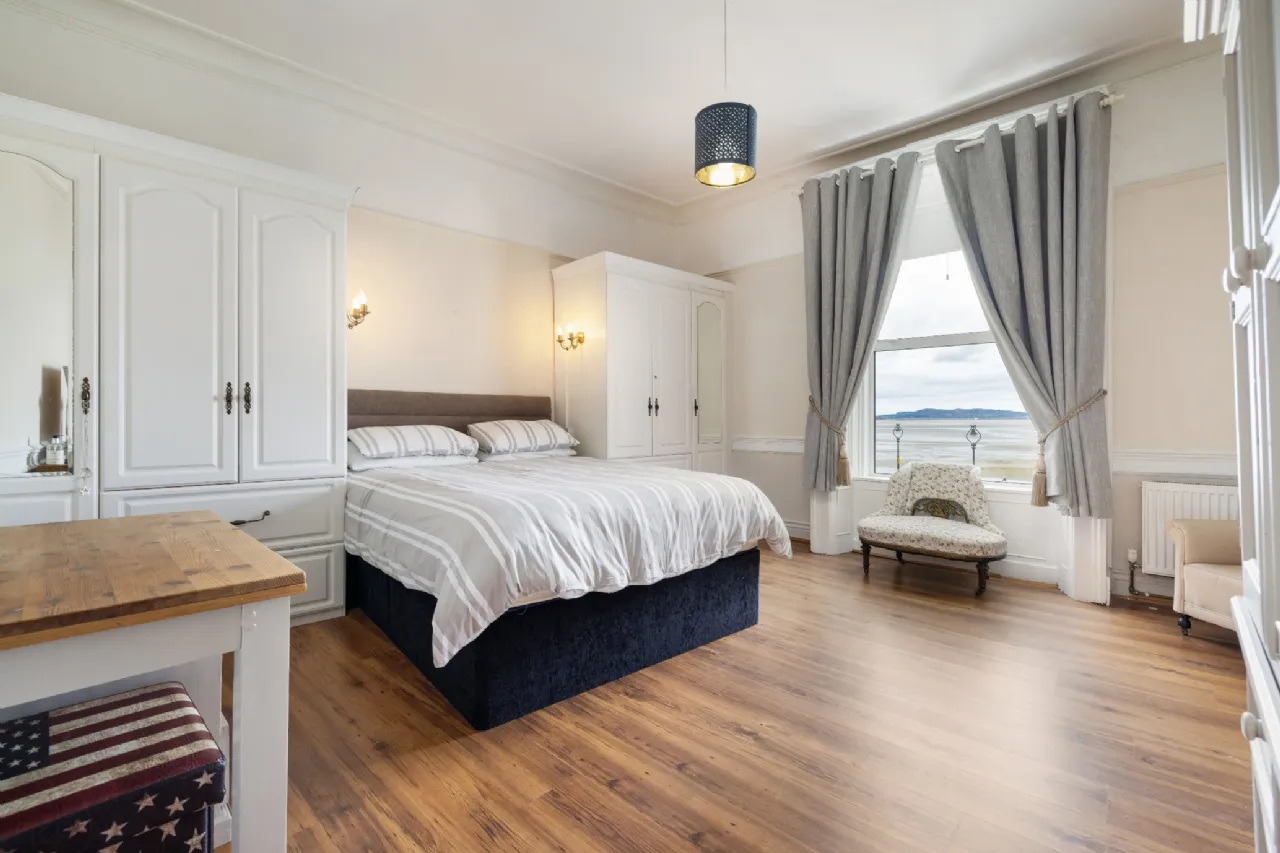 Photo of 100 Strand Road, Sandymount, Dublin 4, D04 VY52