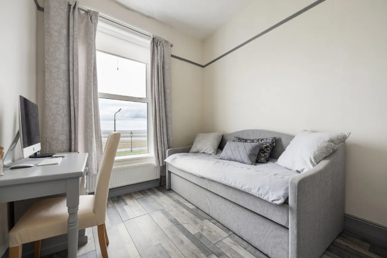 Photo of 100 Strand Road, Sandymount, Dublin 4, D04 VY52