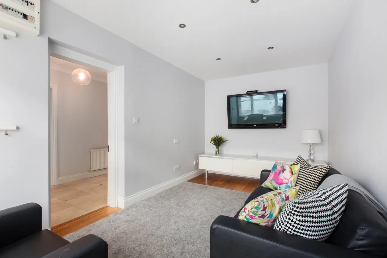 Photo of 22 Woodstown Parade, Knocklyon, Dublin 16, D16 X803