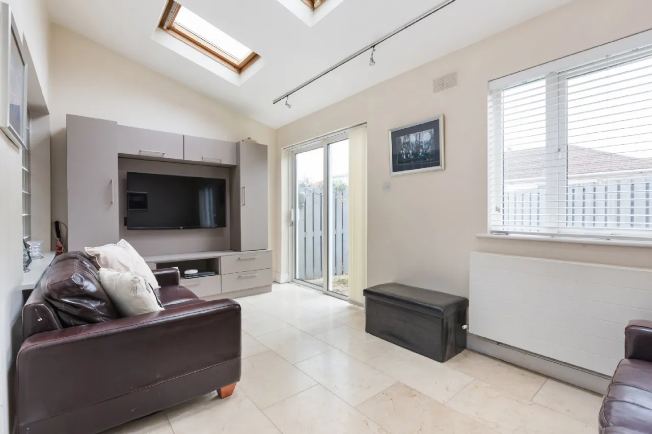 Photo of 22 Woodstown Parade, Knocklyon, Dublin 16, D16 X803