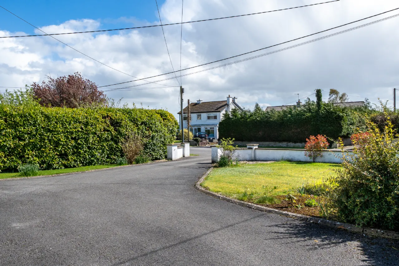 Photo of Dunoon, Knockowen Road, Tullamore, Co Offaly, R35C522