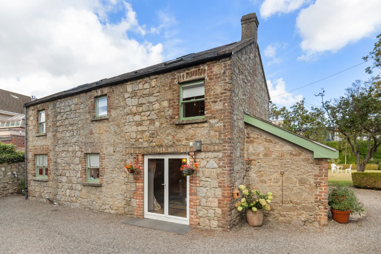 Photo of Mountsandel, Brighton Road, Foxrock, Dublin 18, D18 R9F3