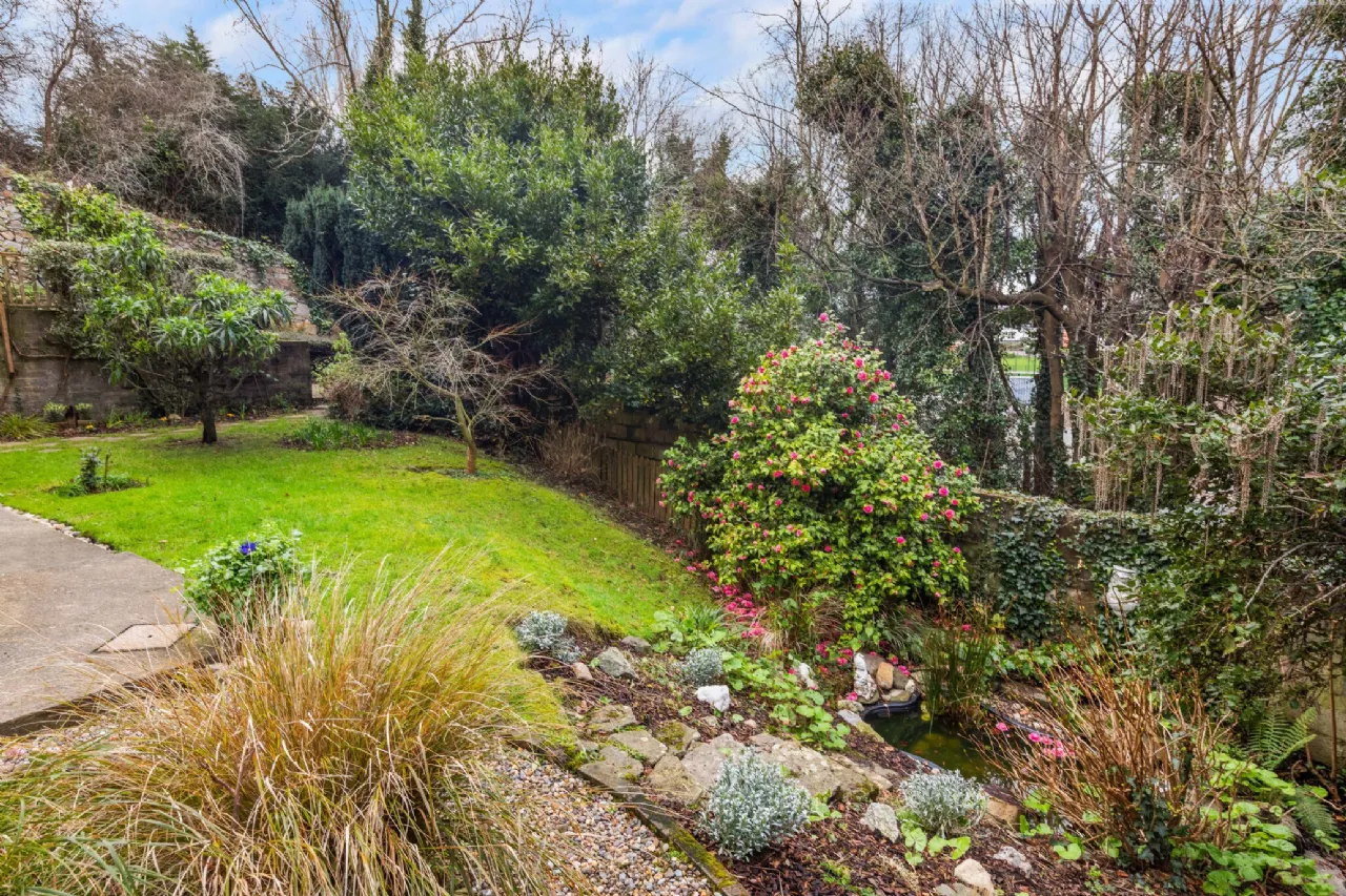 Photo of The Slopes, Knapton Road, Monkstown, Co Dublin, A96 A094