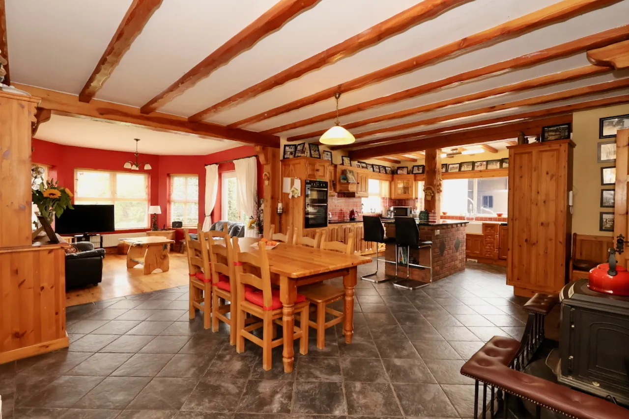 Photo of Creaghduff Stables, Coosan, Athlone, Co Westmeath, N37 K3E3