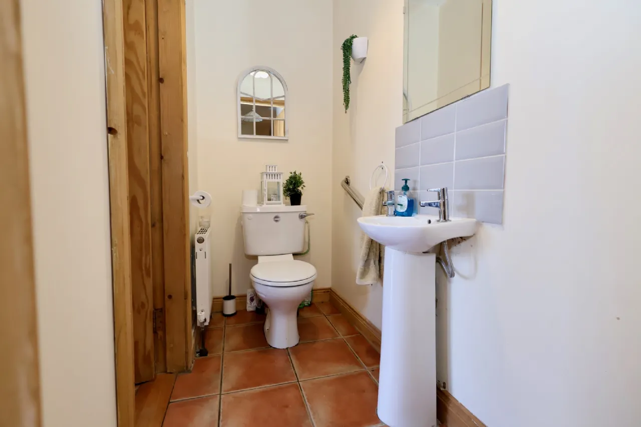 Photo of The Pigeons, Athlone, Co. Westmeath, N37 A627