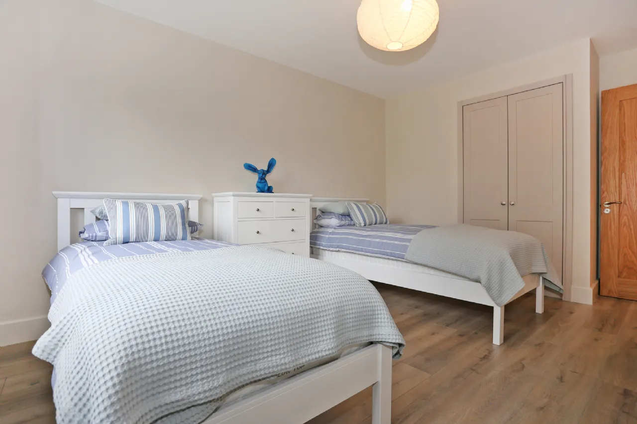 Photo of 2 Barnakyle Gardens, Patrickswell, Limerick, V9400N2