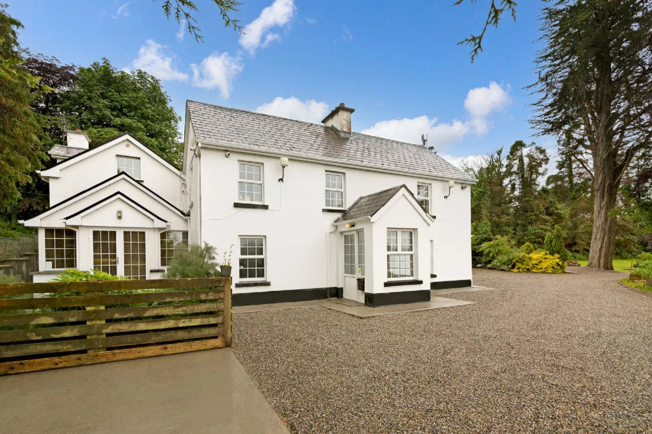Photo of Ballinaraw House, Ballynaraw South, Bunnanaddan, Co. Sligo, F56FK00