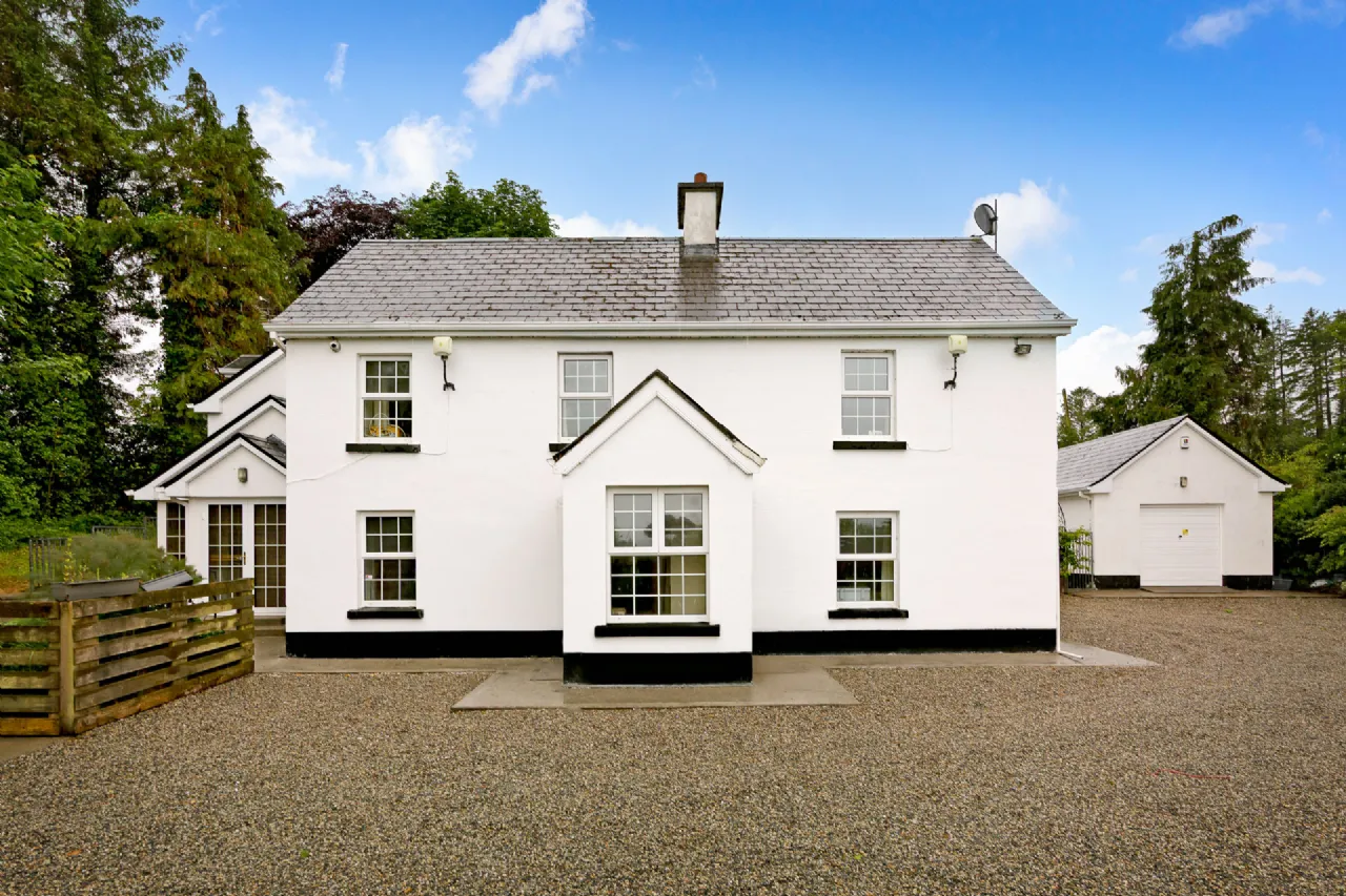 Photo of Ballinaraw House, Ballynaraw South, Bunnanaddan, Co. Sligo, F56FK00