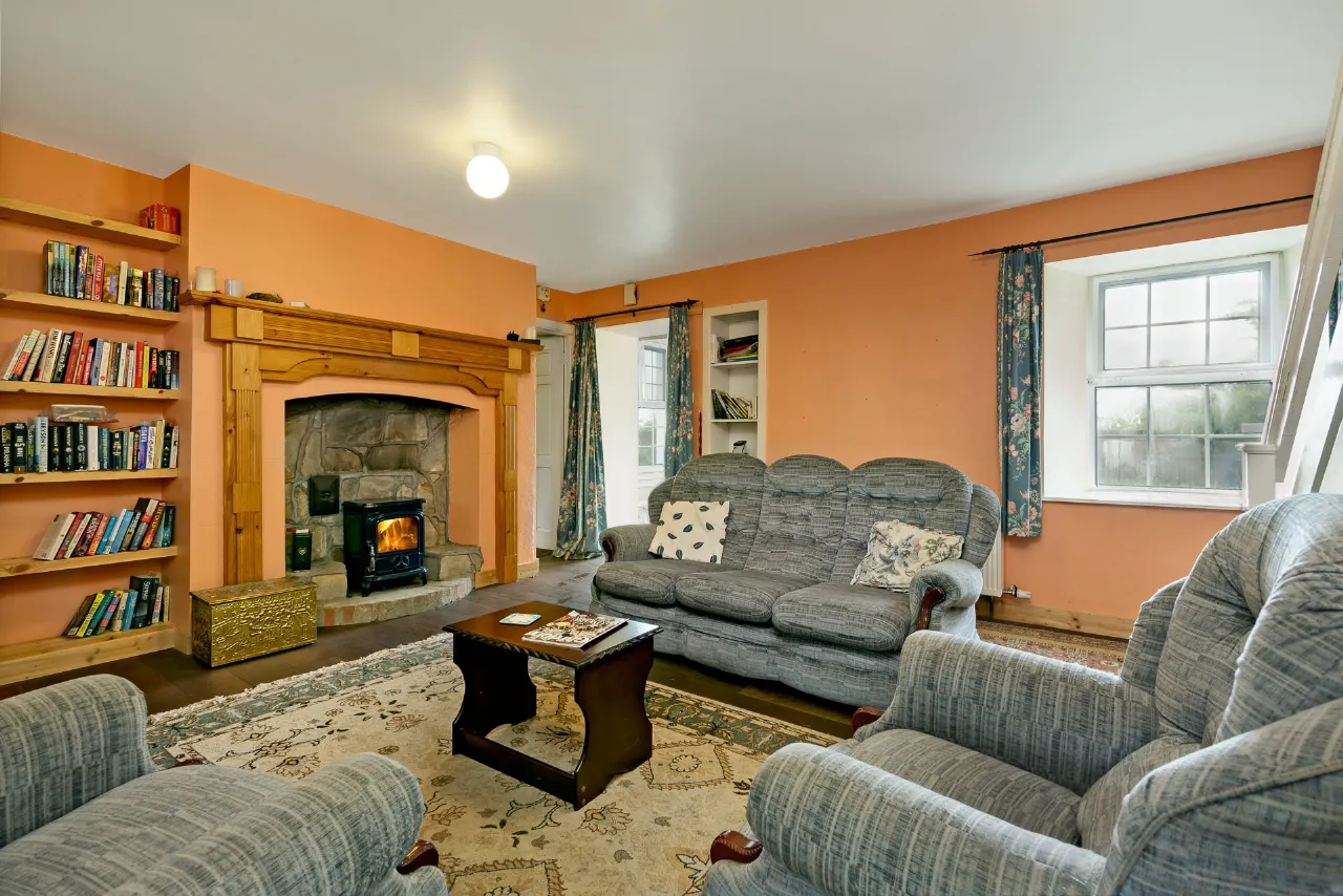 Photo of Ballinaraw House, Ballynaraw South, Bunnanaddan, Co. Sligo, F56FK00