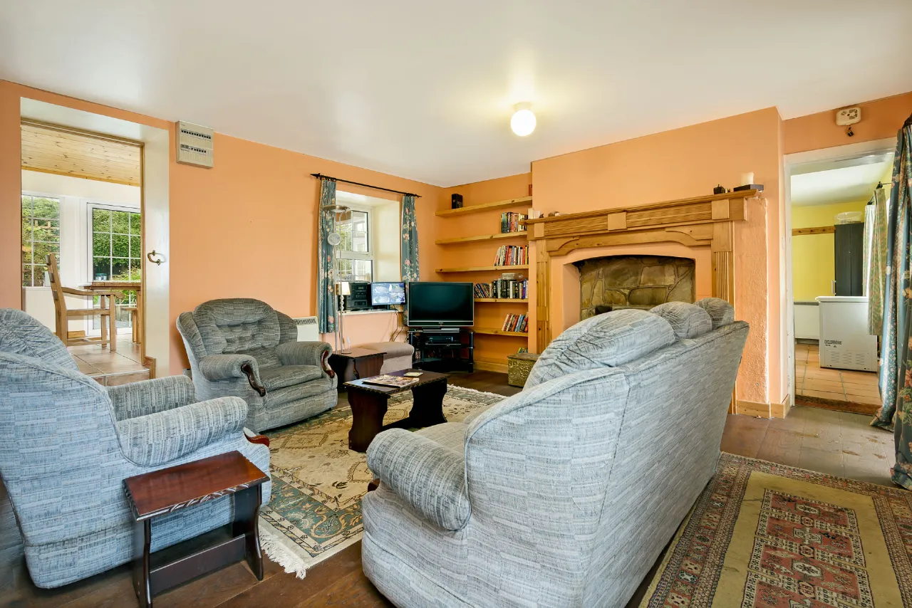 Photo of Ballinaraw House, Ballynaraw South, Bunnanaddan, Co. Sligo, F56FK00