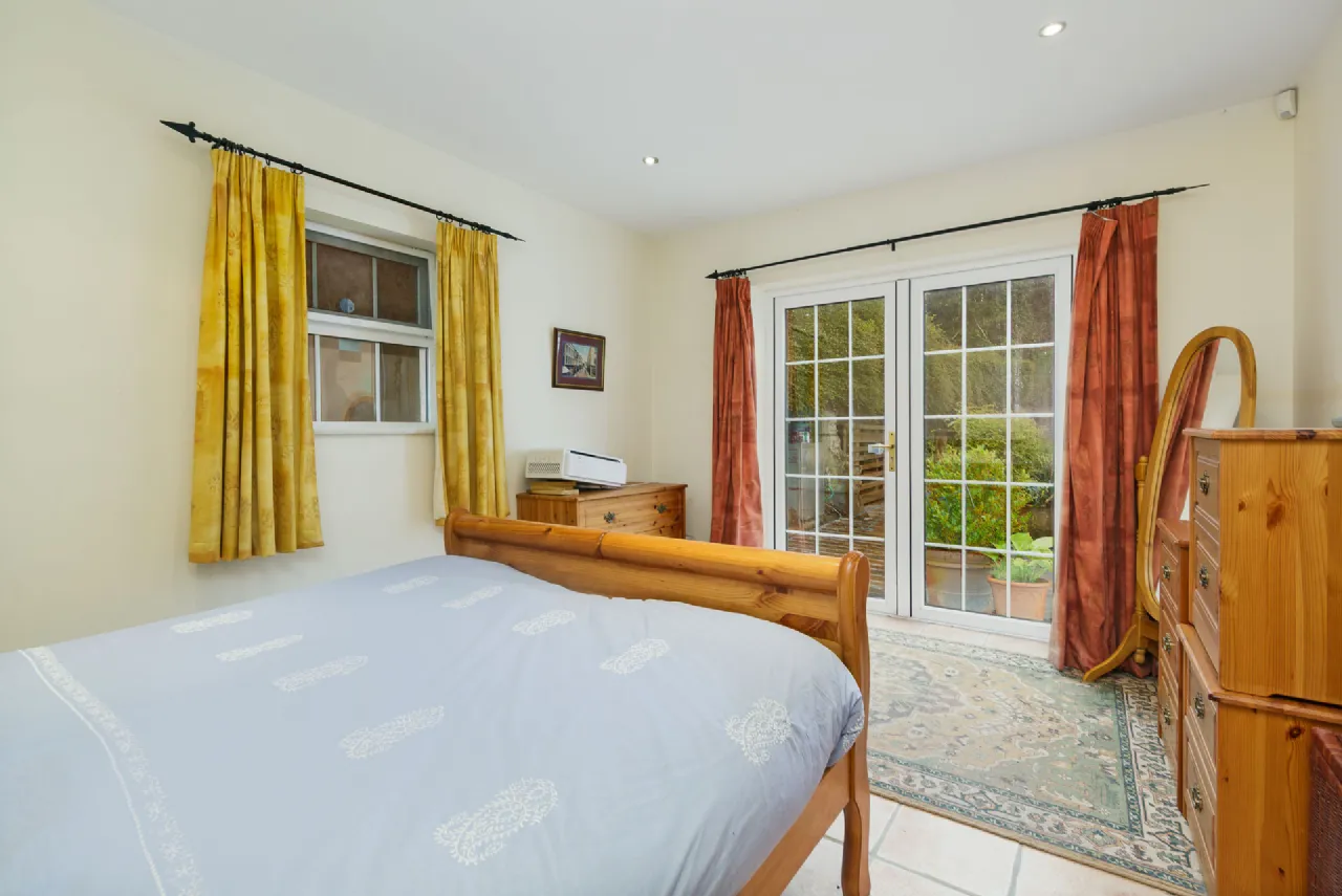 Photo of Ballinaraw House, Ballynaraw South, Bunnanaddan, Co. Sligo, F56FK00