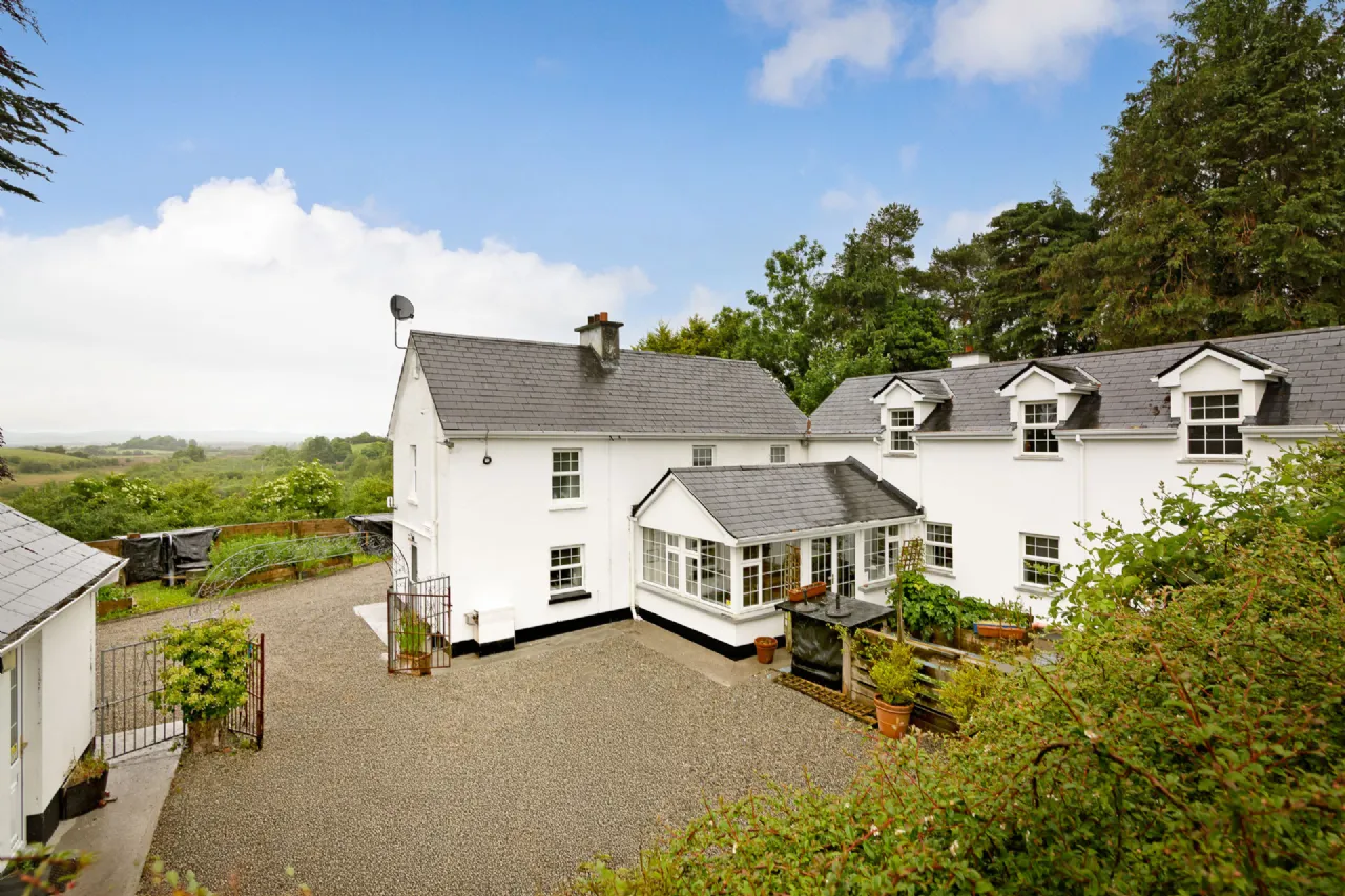Photo of Ballinaraw House, Ballynaraw South, Bunnanaddan, Co. Sligo, F56FK00