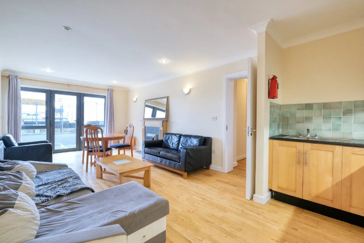 Photo of 1 The Quays, Market Square, Longford, N39 E797