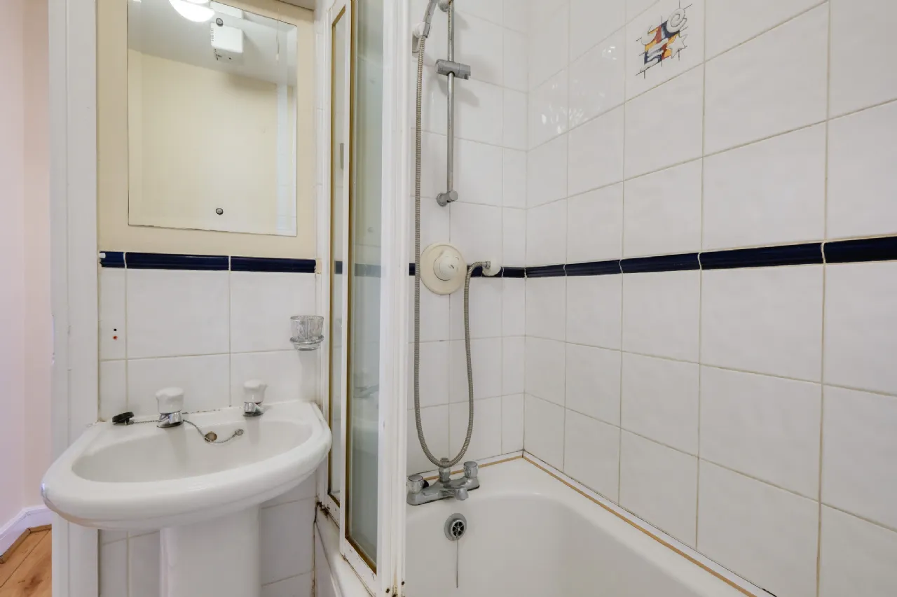 Photo of 1 The Quays, Market Square, Longford, N39 E797