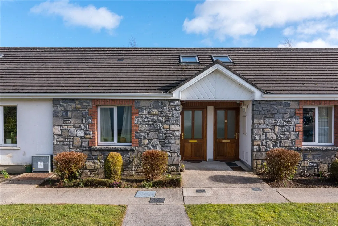 Photo of 12 Sonas Care Village, Cloghanboy, Athlone, Co. Westmeath, N37 K941