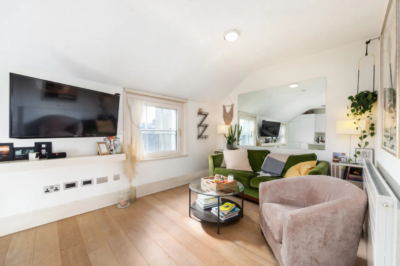 Photo of Apartment 25, 18 Lower Baggot Street, Dublin 2, D02 ER25