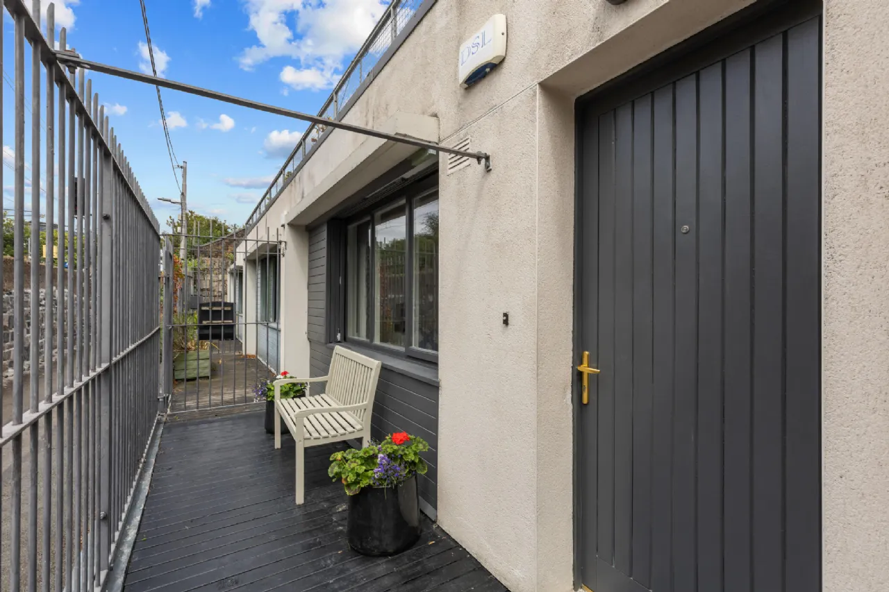 Photo of 1C Railway Cottages, Sandymount, Dublin 4, D04 F9N2