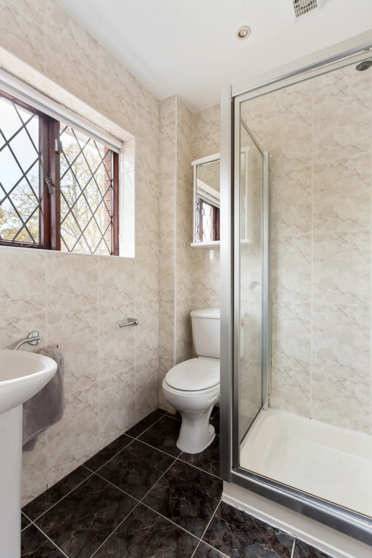 Photo of 15 Tudor Lawns, Foxrock, Dublin 18, D18 A6Y5