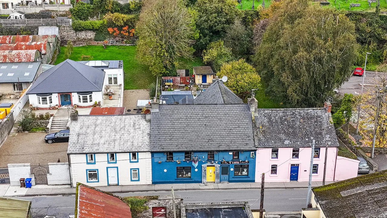 Photo of Tim's Bar & Lounge, The Quay, Thomastown, Co. Kilkenny, R95 XA70