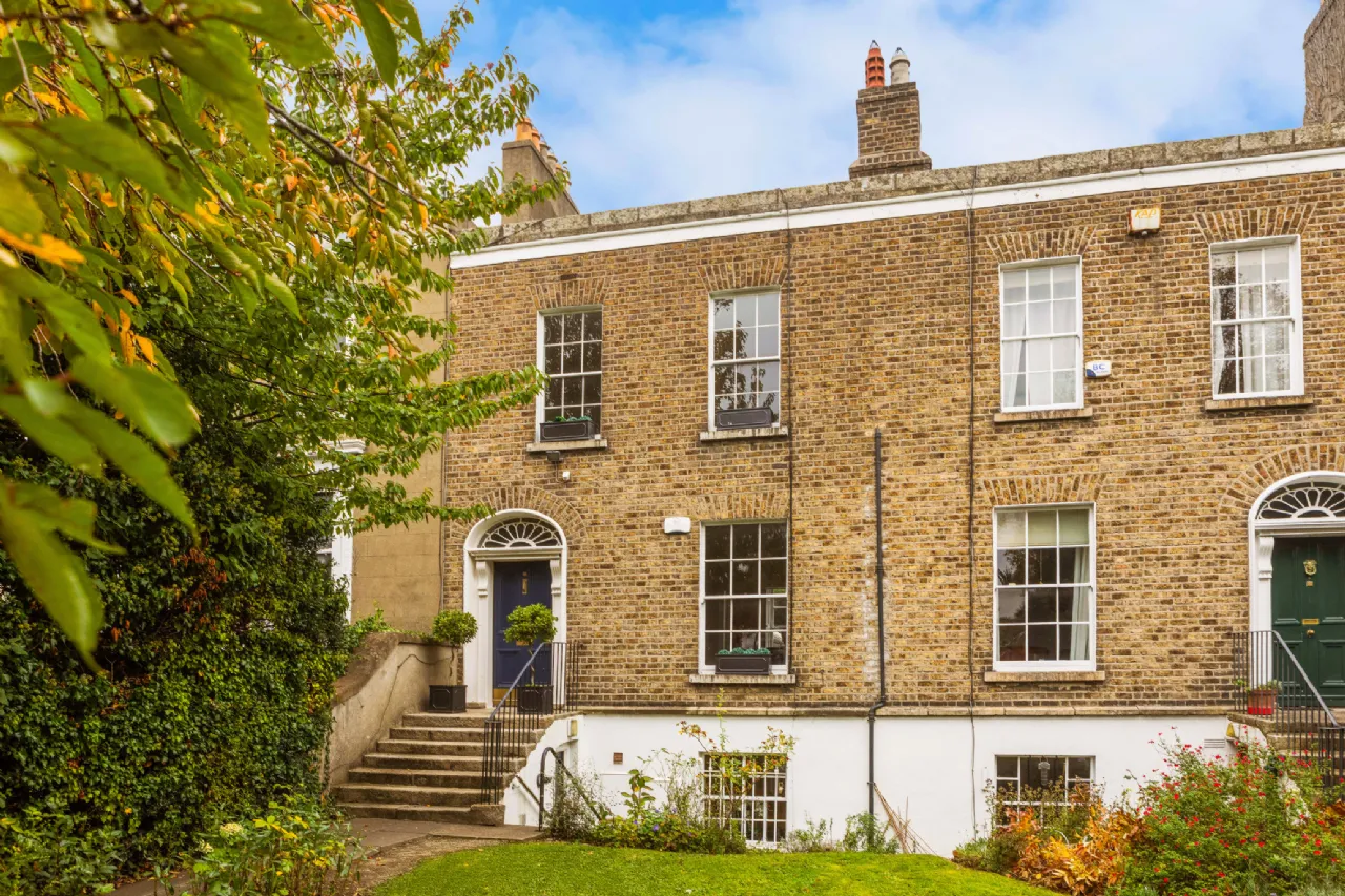 Photo of 3 Wellington Place, Ballsbridge, Dublin 4, D04 E7Y8